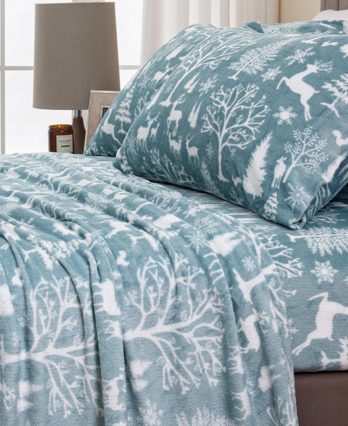 Linery & Co. Ultra-Soft Printed Velvet Plush Sheet Set