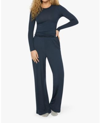 Women's Long Sleeve Crewneck Top