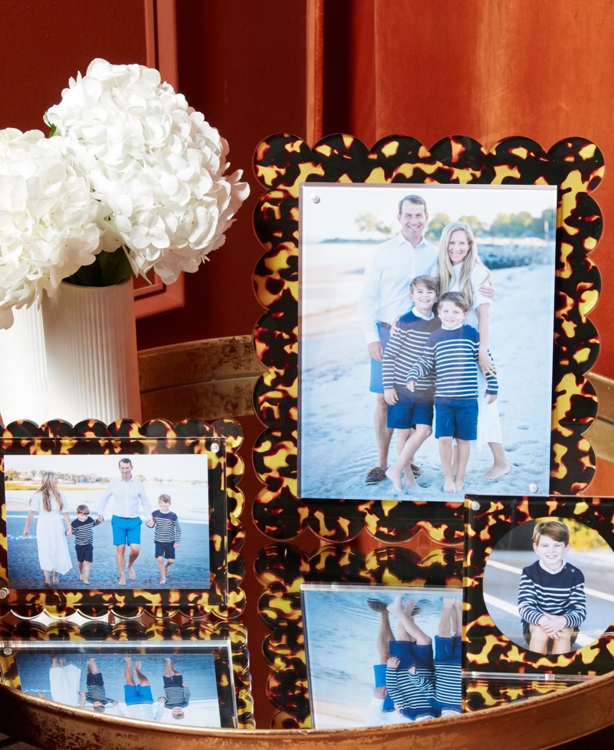 Tara Wilson Designs Scallop Frame, 8" X 10"