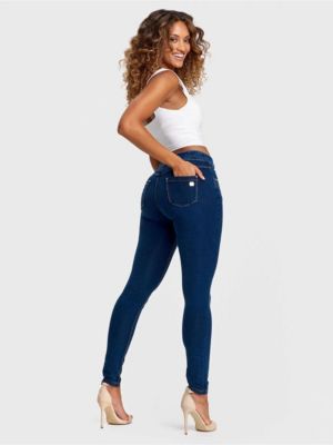 Women's High-Rise Shaping Skinny Jeans