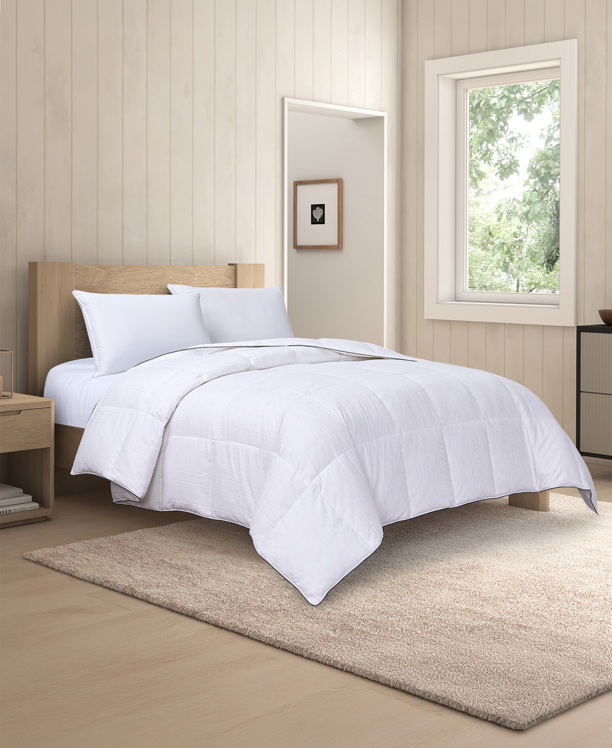 COLUMBIA PREMIUM DUCK FEATHER COMFORTER, TWIN 