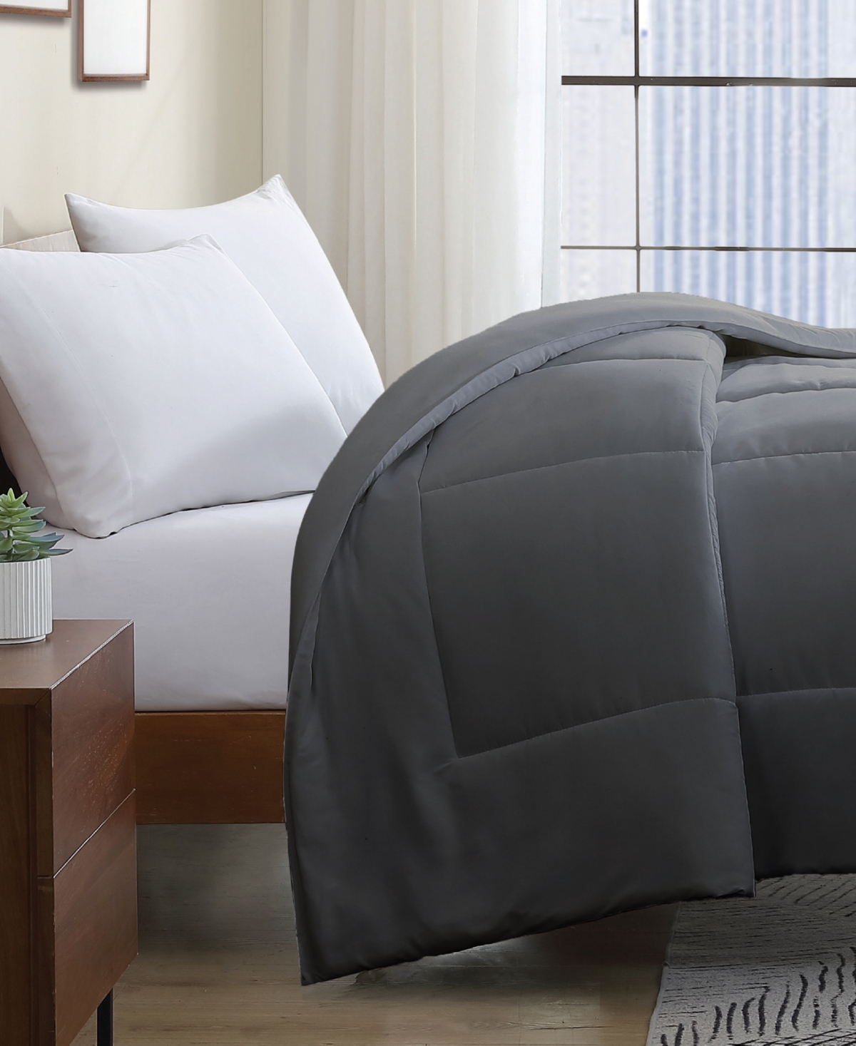 Swift Home Down Alternative Comforter, Queen
