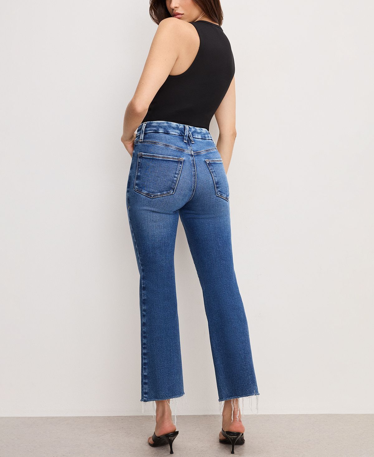 Good American Women's Soft Tech Good Legs Cropped Jeans, Regular & Plus Size view 5 — MAYCSS fashion products