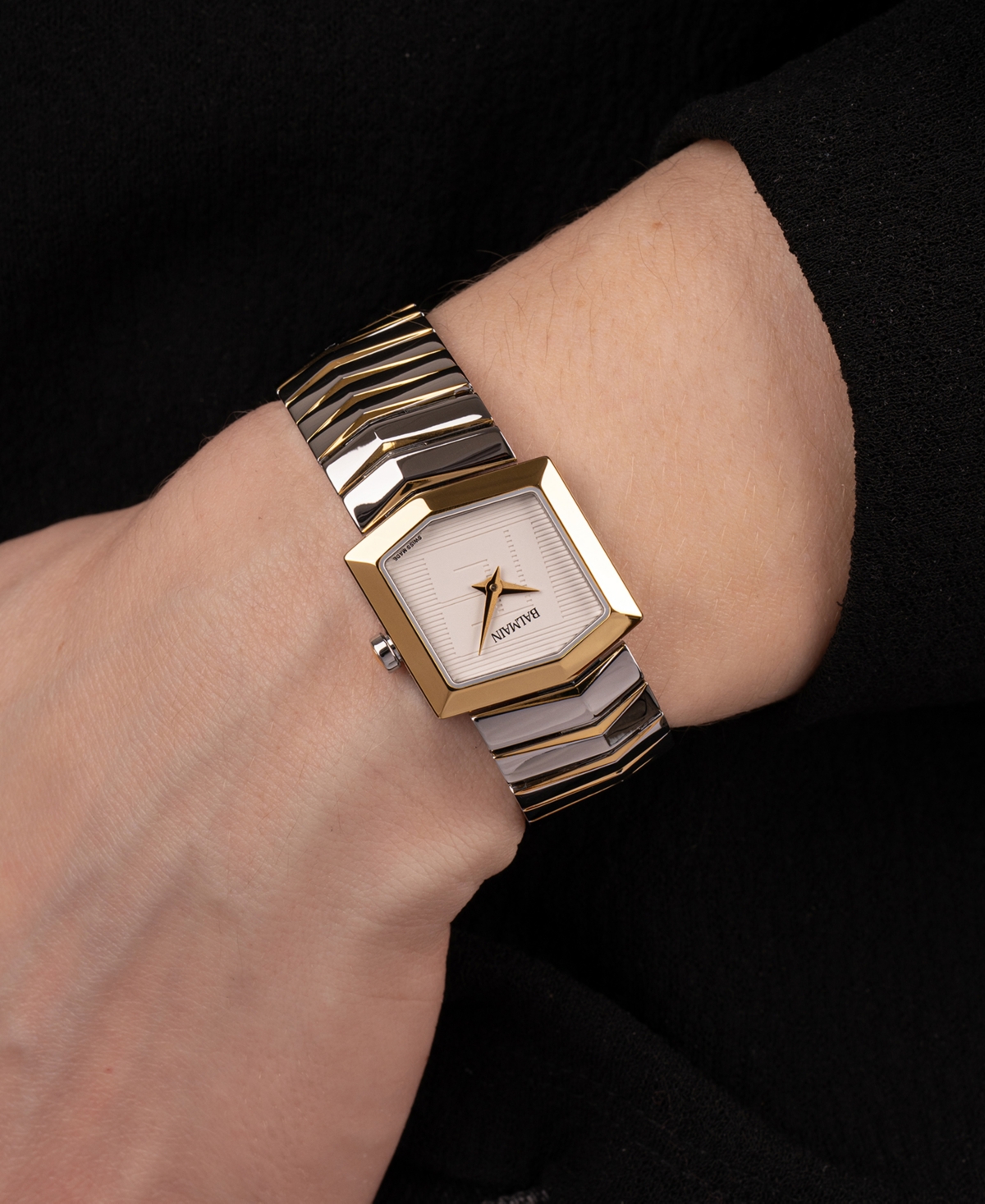 Balmain Women's Swiss Teffetas Two-tone Stainless Steel Bracelet Watch 35mm In White