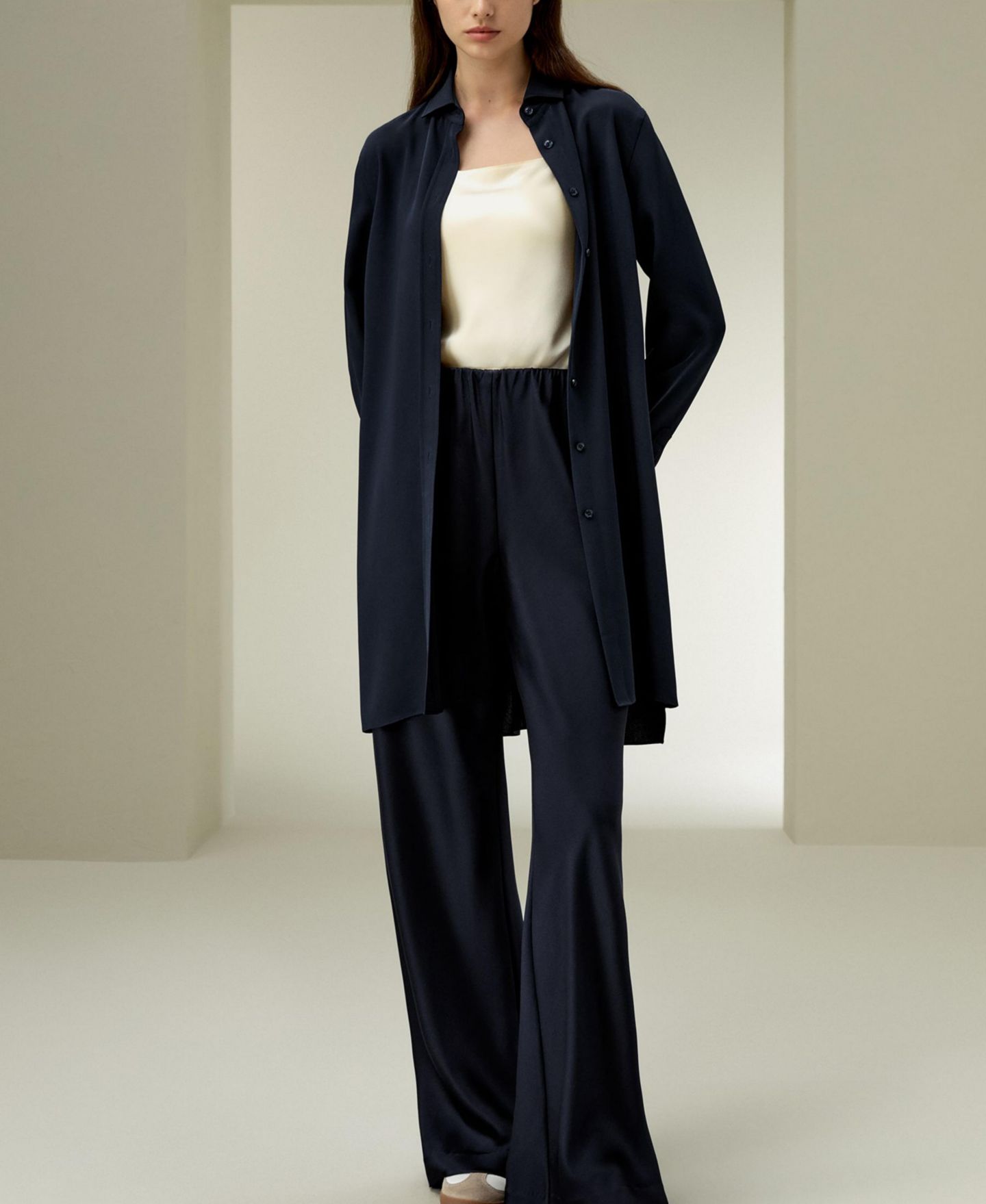 Женская рубашка LILYSILK Classic Longline Silk, цвет: Полуночный синий — фото 4