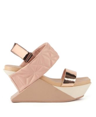 United Nude