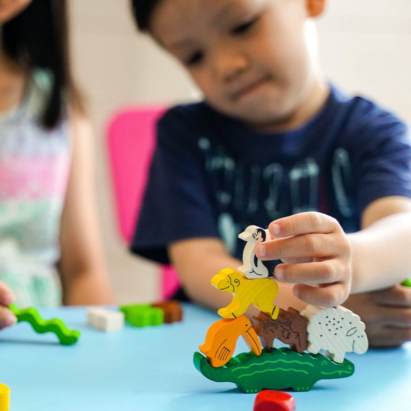 Детские настольные игры Haba Animal Upon Animal 30-Piece Stacking Dexterity Board Game, Ages 4+, цвет: Mutli — фото 8