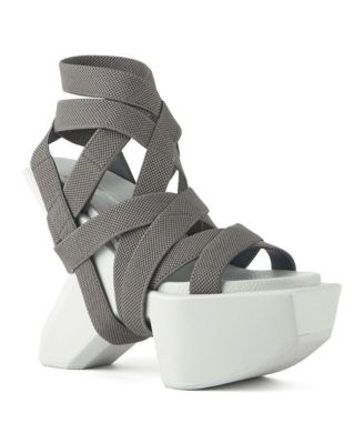 United Nude