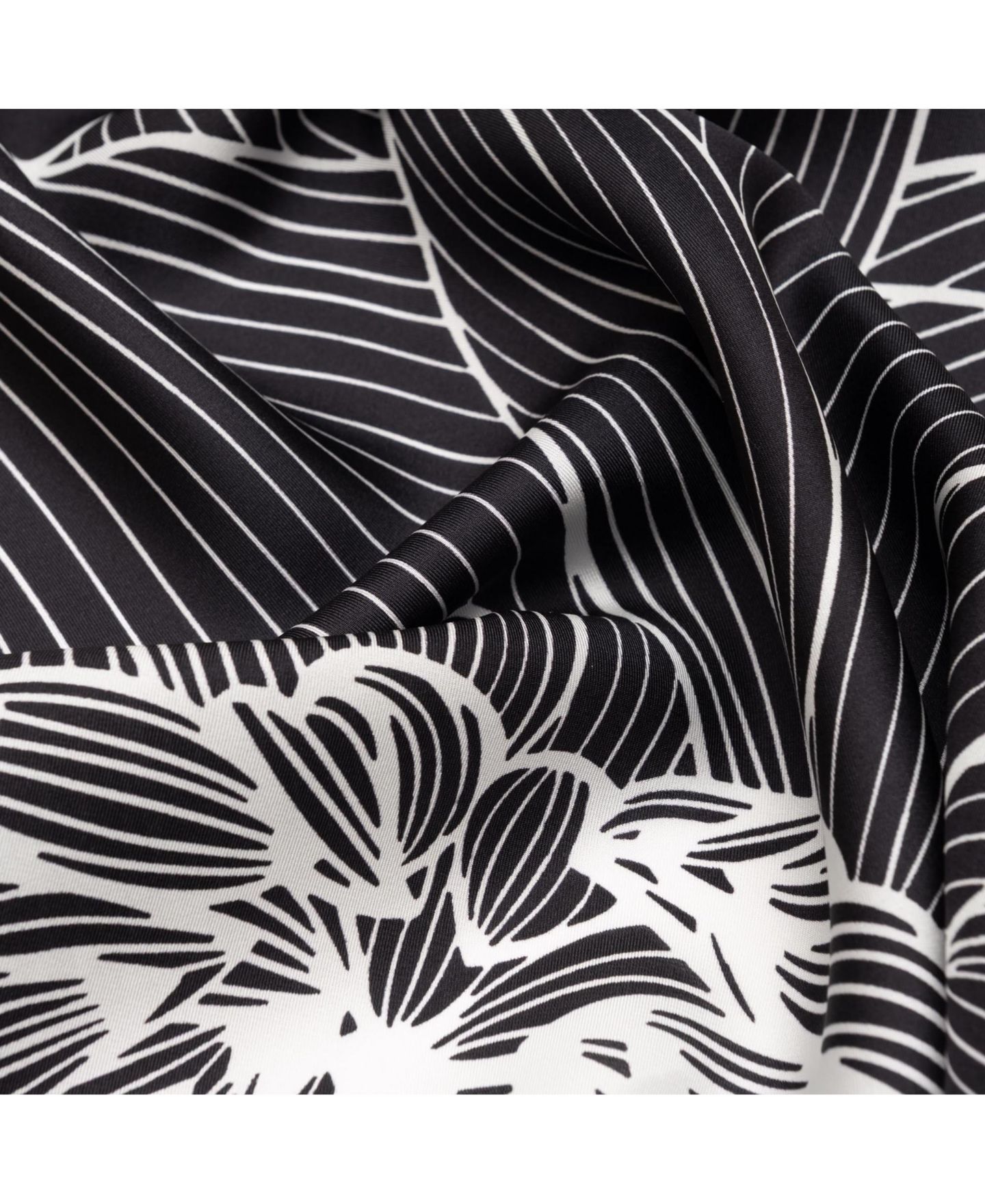 Женские аксессуары Elizabetta Fior di Loto - Silk Bandana for Women, цвет: Чёрный — фото 5