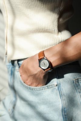 Women s Brown Nurses Sport Calendar Wrist Watch Easy Reader