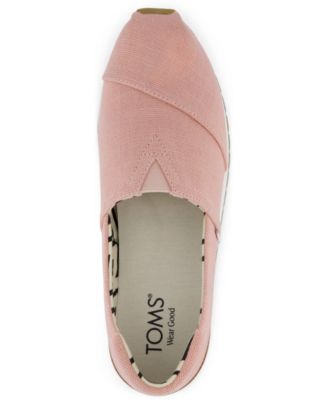 Women's Resident Plus Almond Toe Sneakers