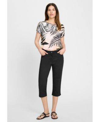 Women's Mona Fit Slim Leg Capri