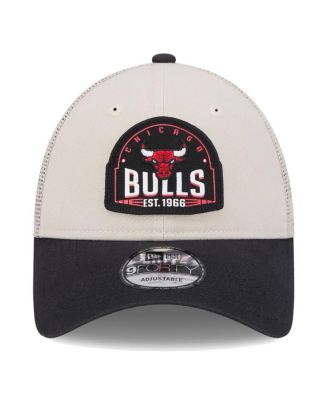 Men's Khaki/Black Chicago Bulls Throwback Patch Trucker 9FORTY Adjustable Hat