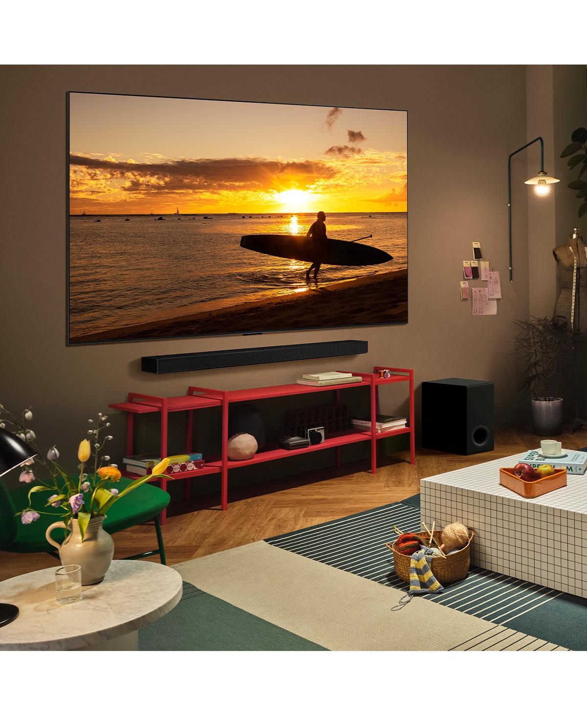 Lg Oled77C5PUA 77" 4K Uhd OLED evo C5 Smart Tv with AudioQuest Sky 3m Hdmi Cable