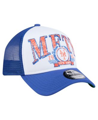 Men's White New York Mets Distressed 9FORTY A-Frame Adjustable Trucker Hat