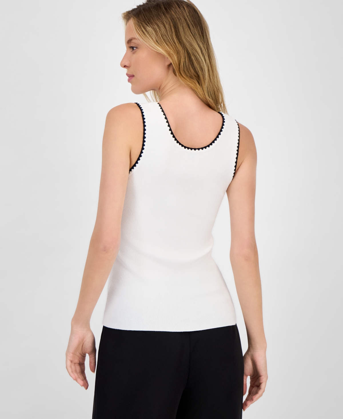 T Tahari Women's Sleeveless Scoop-neck Knit Top In Black