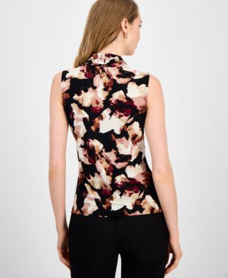 Women's Sleeveless Pleated V-Neck Shell Top