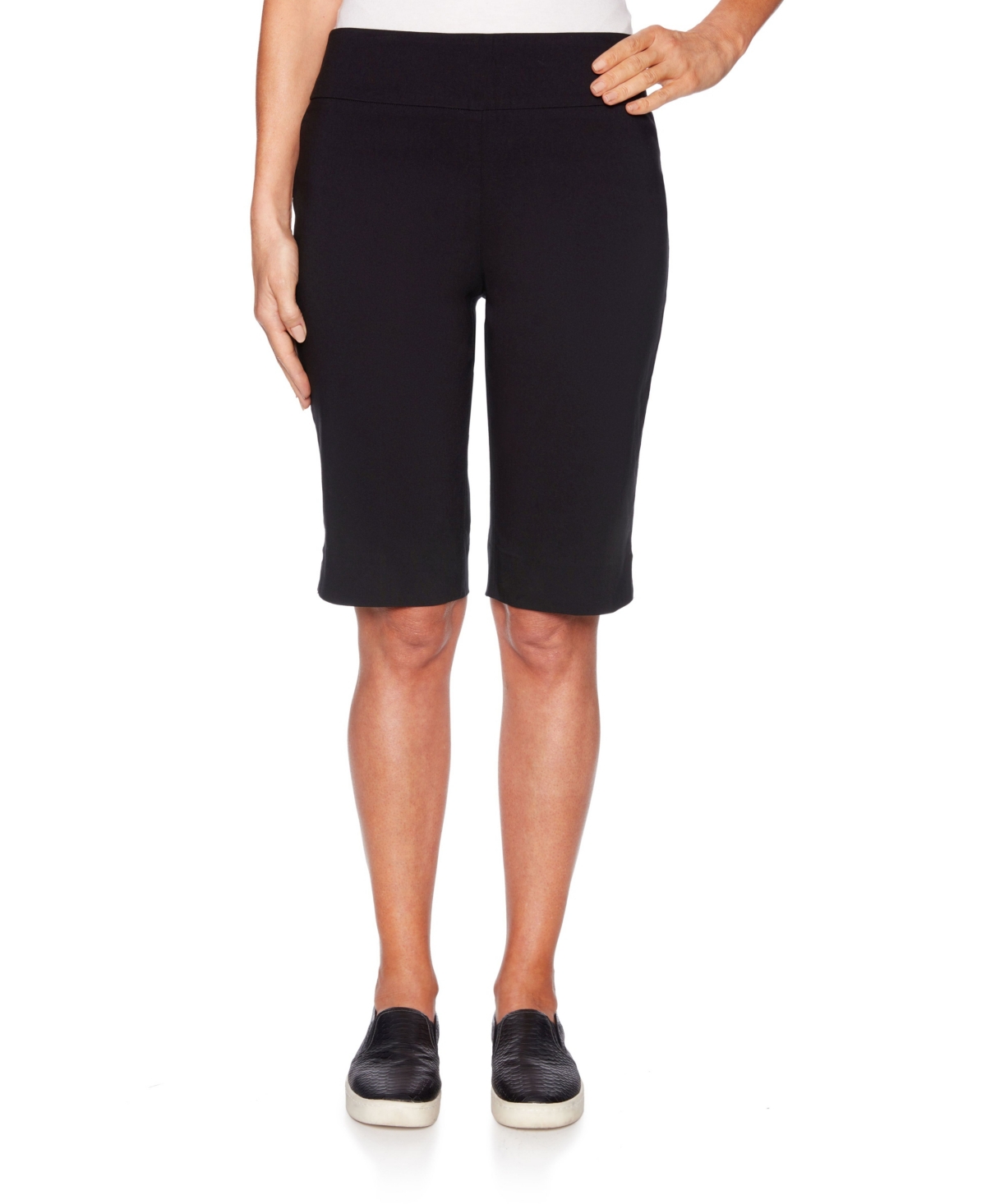 Petite Pull On Tech Bermuda Short - White