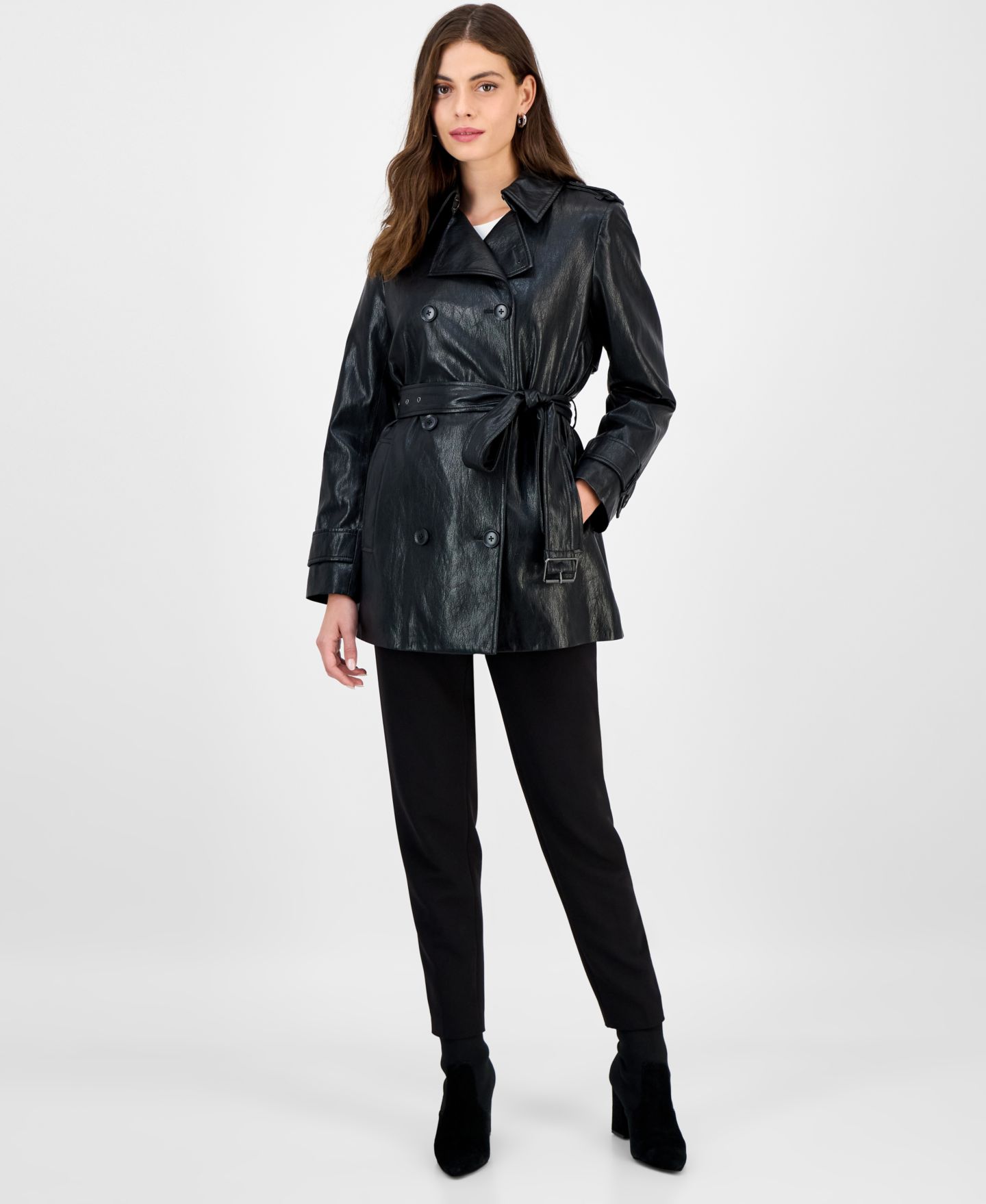 Женское пальто BCBGMAXAZRIA Petite Double-Breasted Faux-Leather Belted Trench, цвет: Чёрный — фото 2