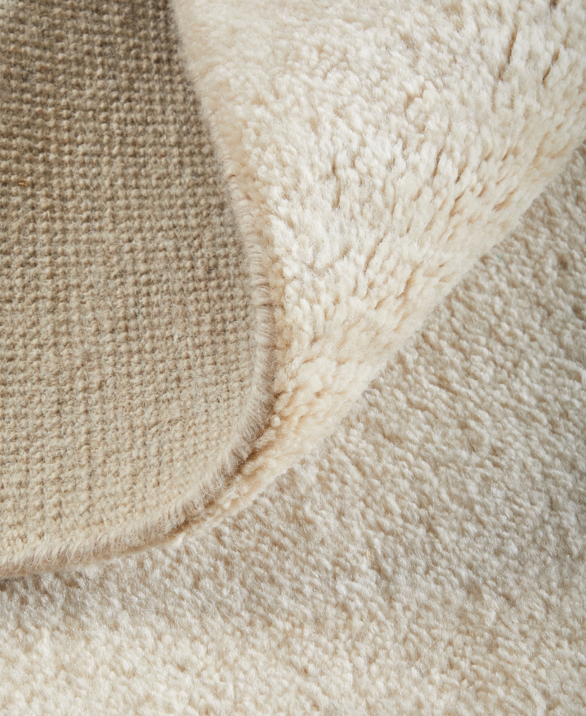 Feizy Agape 69h7f 7'9"x9'9" Area Rug In White