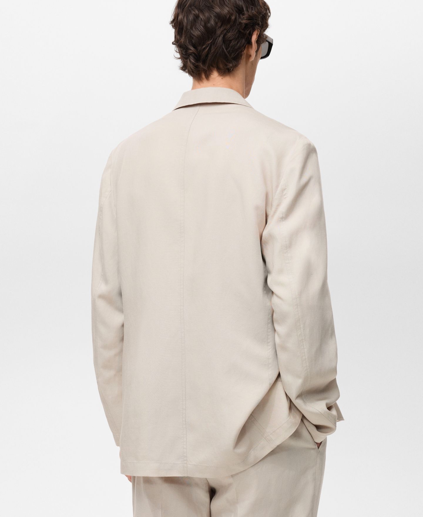 Мужская куртка MANGO Slim-Fit Linen, цвет: Экрю — фото 3