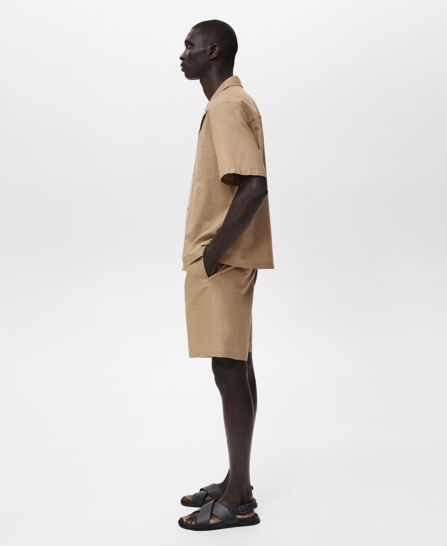 Мужская рубашка Mango Bowling Collar and Pocket Linen, цвет: Бежевый — фото 4