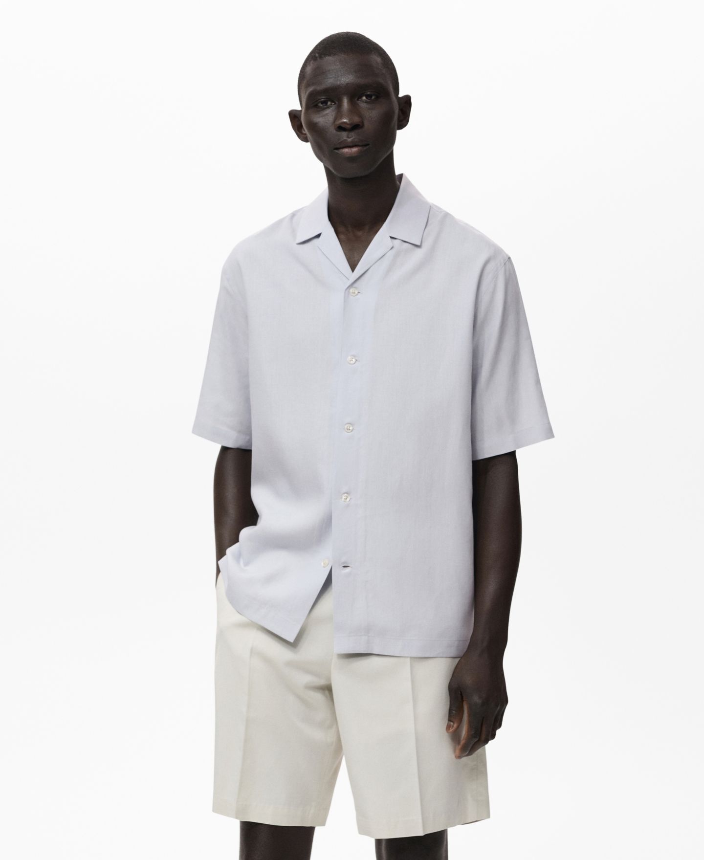 Мужская рубашка Mango Lyocell-Linen Bowling-Collar, цвет: Небесно-голубой — фото 1