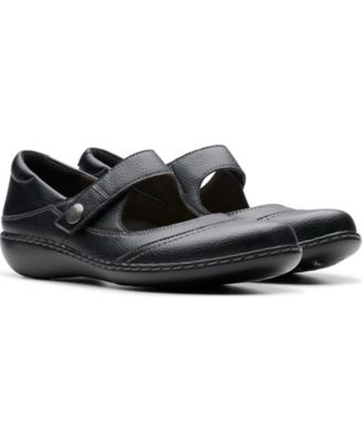 Women's Collection Ashland Elayne Closed Toe Shoes