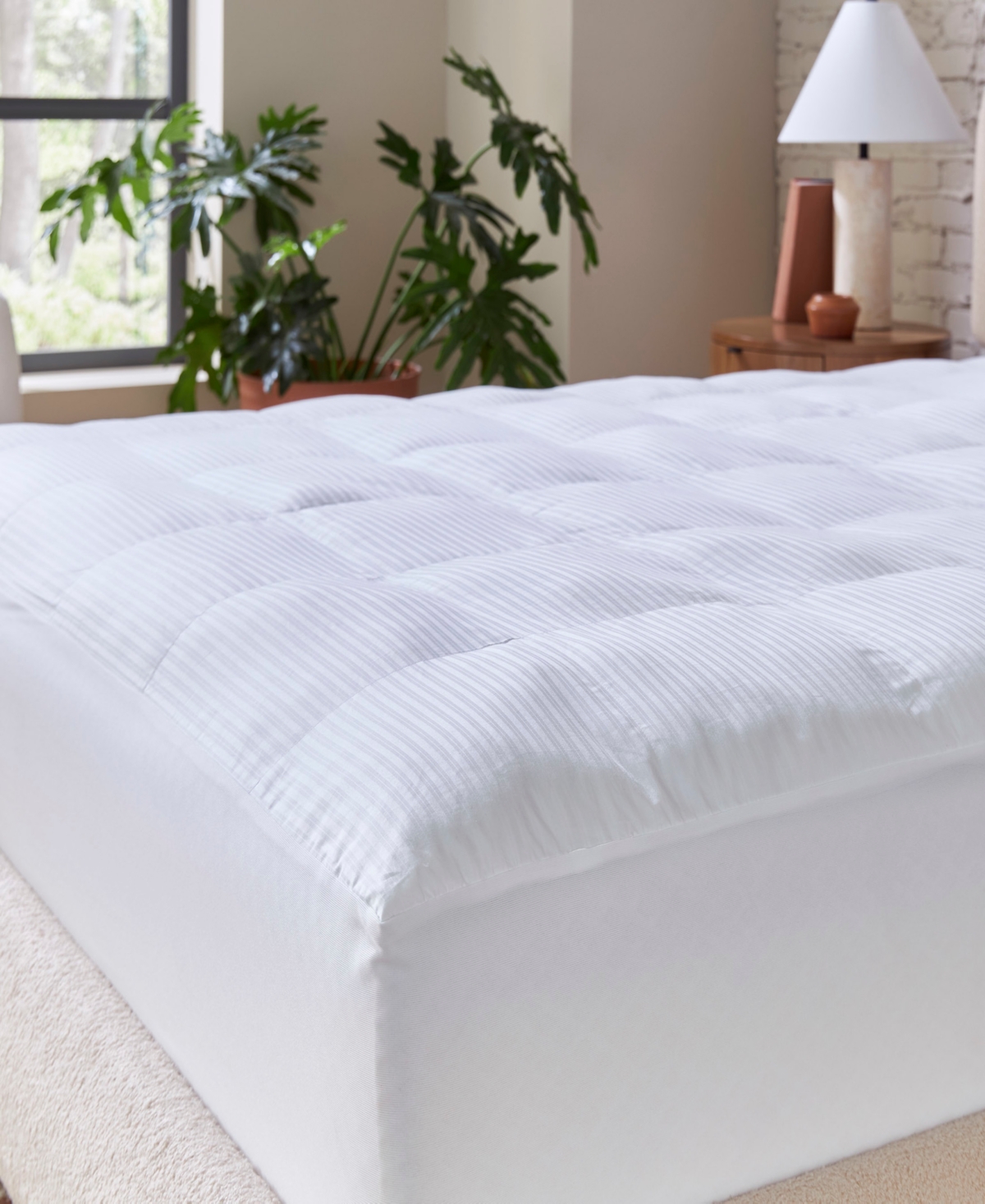 Indulgence by Isotonic Down Alternative Mattress Pad