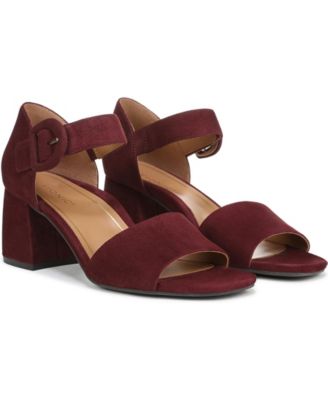 Womens Chardonnay Strappy Sandals