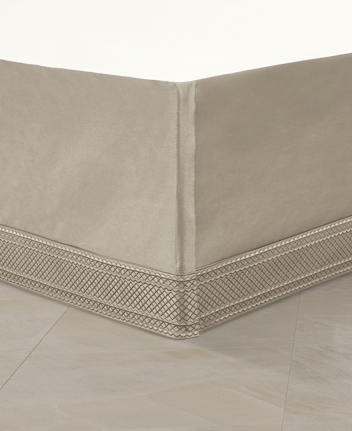 J Queen New York Brunello 4-Pc. Comforter Set, California King