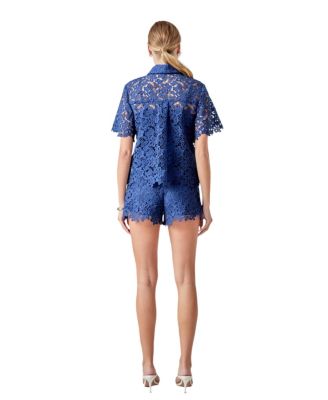 Women's Lace Collared Top