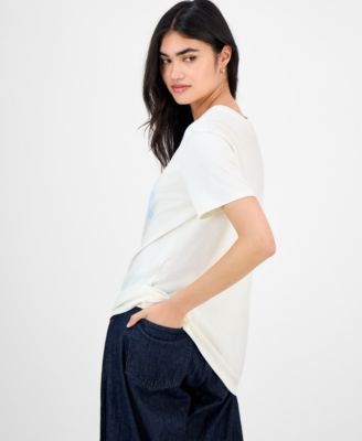 Juniors' West Coast Graphic T-Shirt