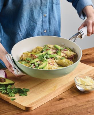 Hard-Anodized Ceramic Induction 12.5" Skillet with Lid