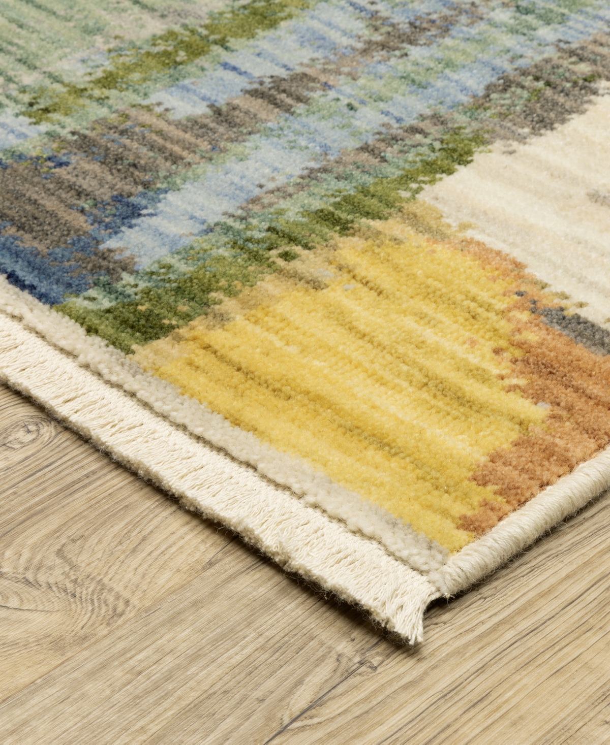 Oriental Weavers Soleri Sol02 7'10"x10'10" Area Rug In Multi