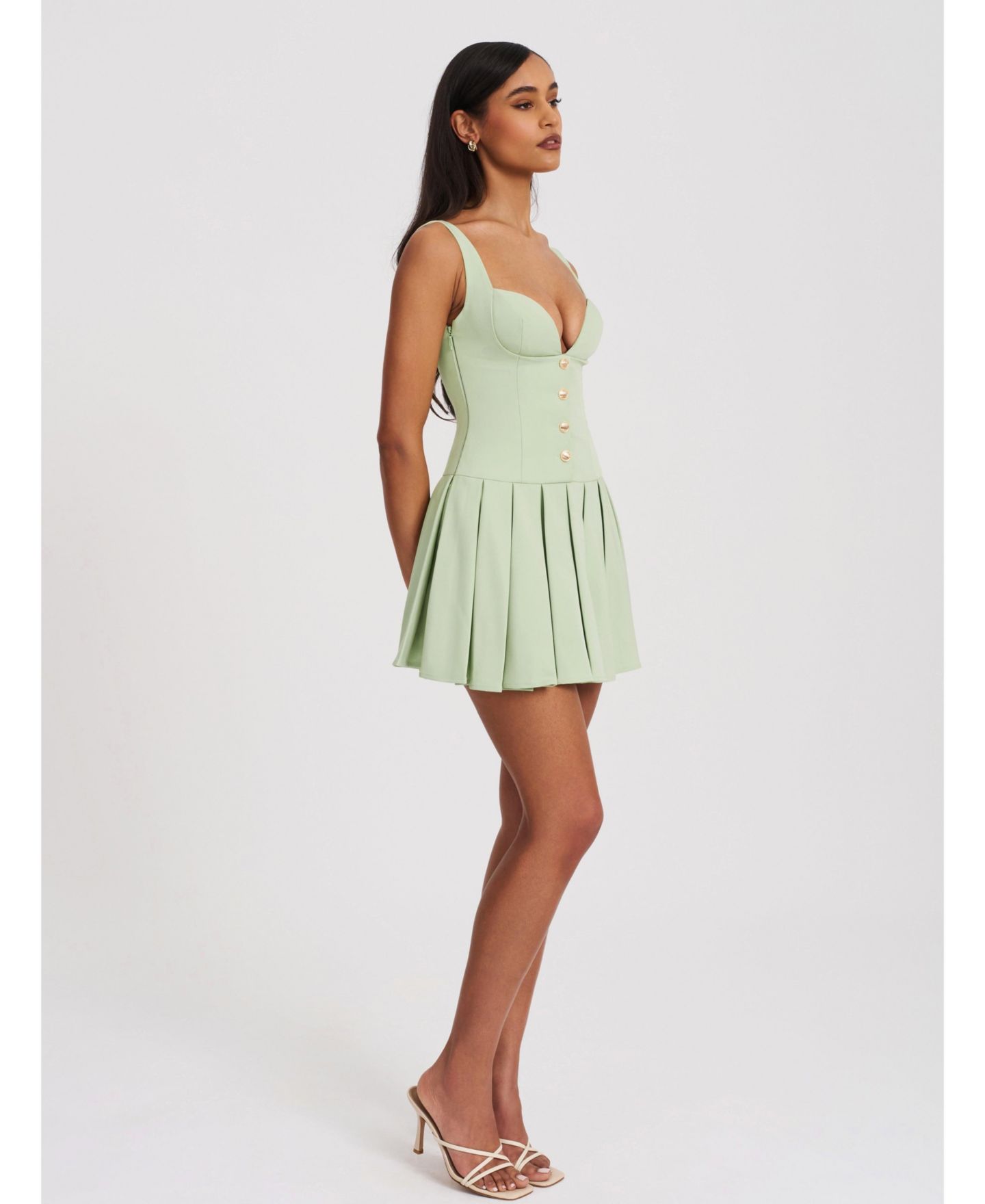 Женское платье Miss Circle Tala Pistachio Green Sleeveless Pleated Preppy Mini, цвет: Фисташковый зелёный — фото 9