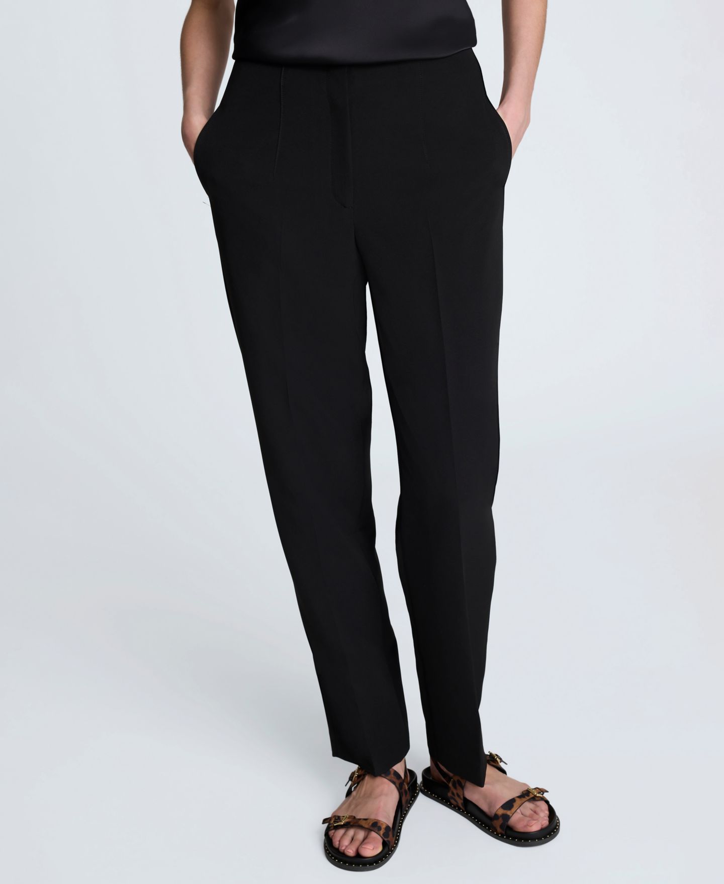 Женские брюки Kenneth Cole Luxe Twill Straight-Leg, цвет: Чёрный — фото 1