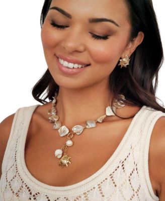 True Shell Pendant Necklace