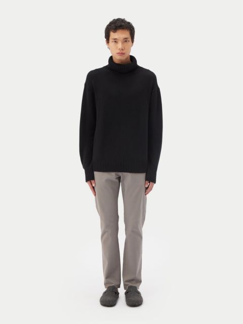 Мужская кашемировая водолазка Gobi Cashmere, цвет: Чёрный синий графитовый