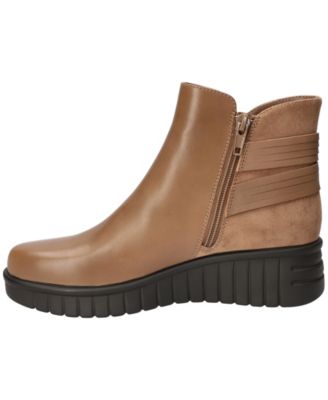 Women's Sueann Round Toe Ankle Booties