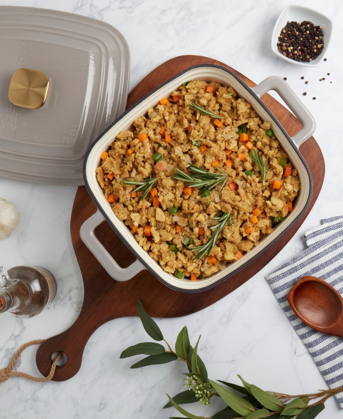 Smith And Clark Smith & Clark Enameled Cast Iron 4-qt. Square Dutch Oven In Gray