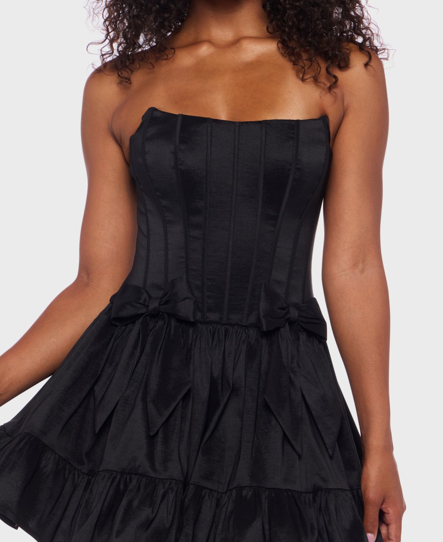 Женское платье Alex & Sophia Juniors' Corseted Sleeveless Taffeta Fit & Flare Bow Detail Mini, цвет: Чёрный — фото 4
