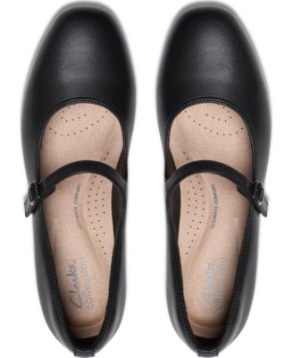 Women's Iridessa Rae Square Toe Pumps