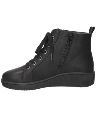 Women's Hollyann Slip Resistant Ankle Boots