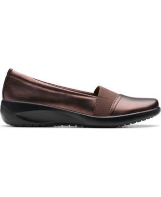 Women's Kaetlyn Rhea Round Toe Loafers