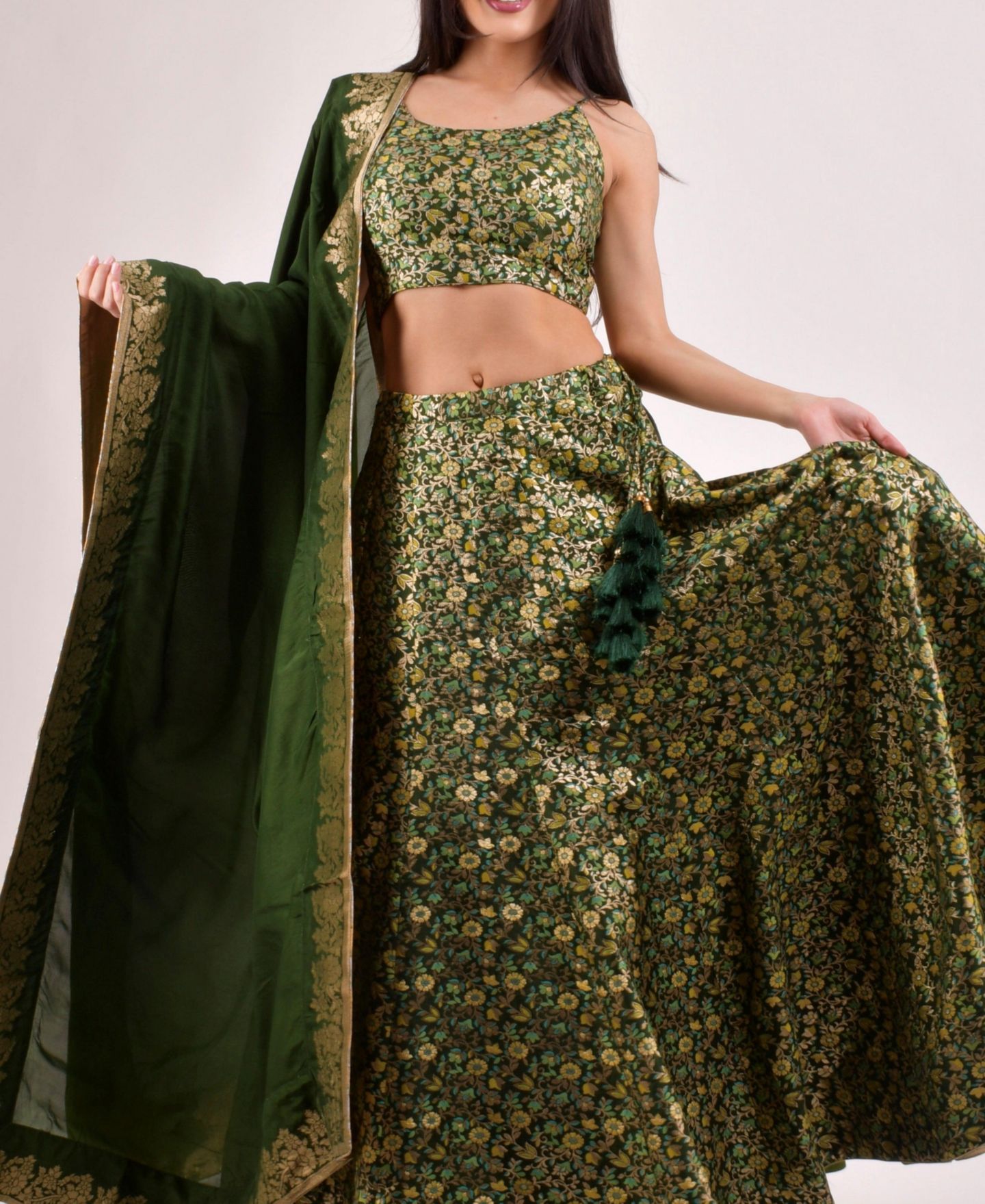 RAAS Women's Rich Green Banarasi Lehenga Choli, цвет: Зелёный — фото 4