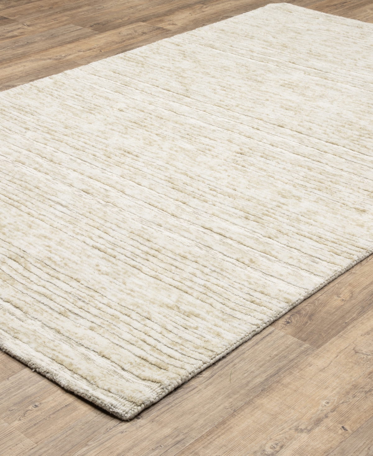 Oriental Weavers Thatcher Tha03 5'x8' Area Rug In Neutral