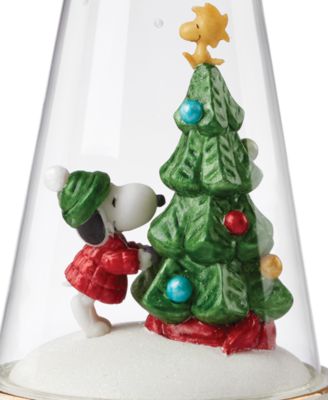 Peanuts Merry & Magical Christmas Scene Figurine