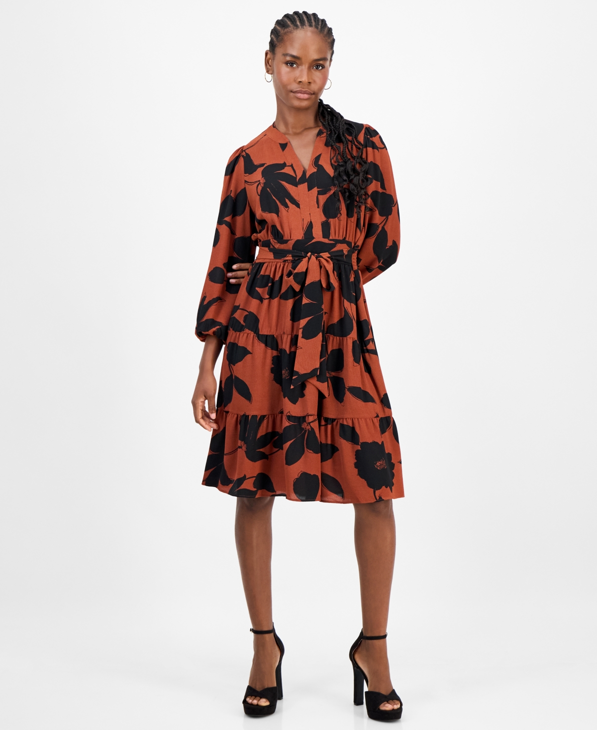 Robbie Bee Petite Floral-print Tiered Midi Dress In Brown