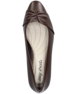 Lyanna Women's Block Heel Pumps